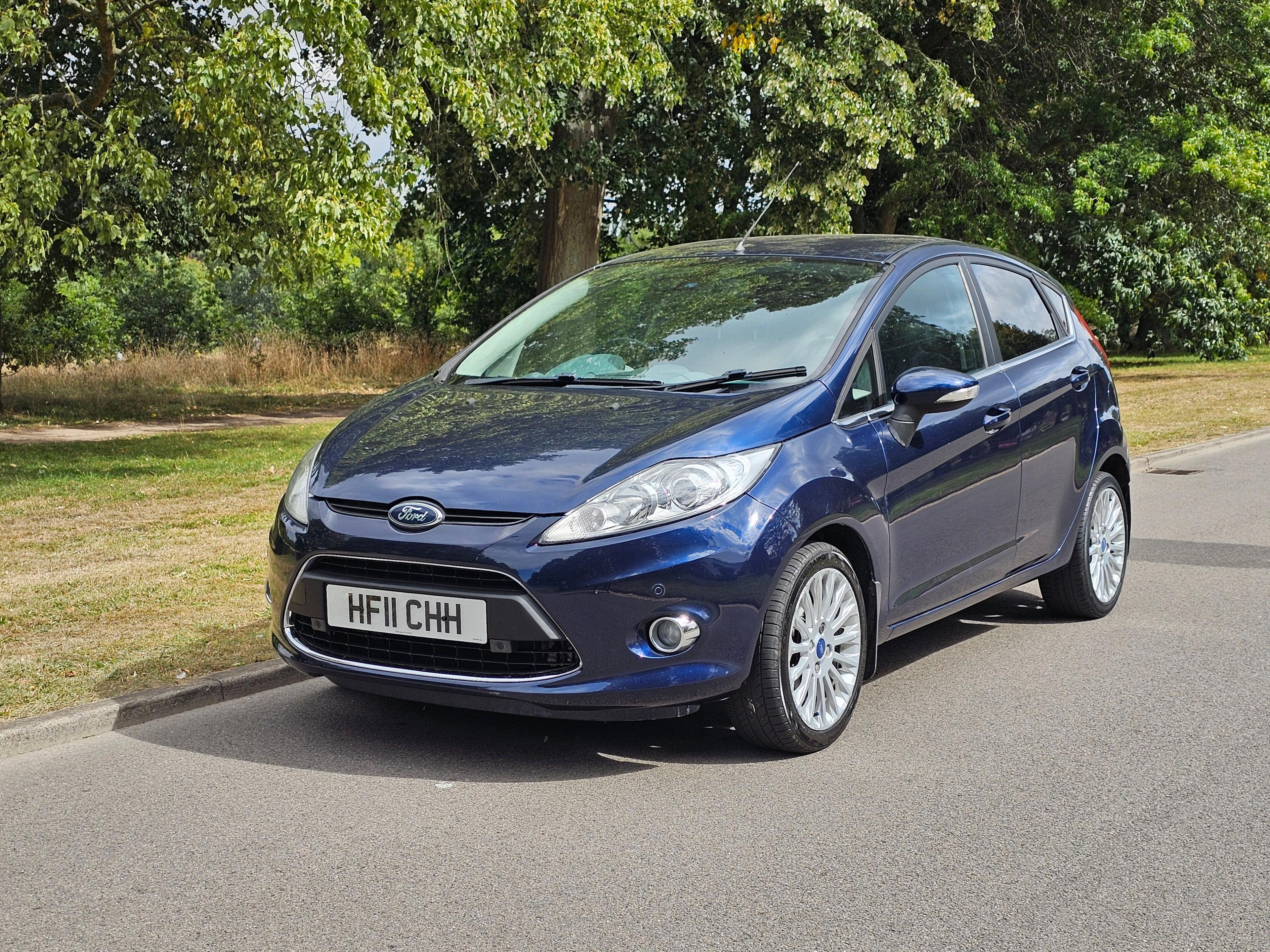 Ford Fiesta 1.4 Titanium Hatchback 5dr Petrol Automatic (154 g/km, 94 bhp) cover